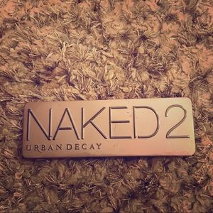 Naked 2 eyeshadow palette urban decay
