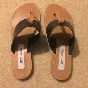 Brand New Steve Madden sandals
