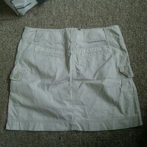 Light colored khaki old navy skirt