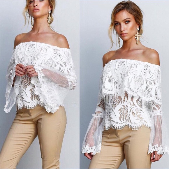 🆕Off the shoulder Lace Top - Picture 1 of 5