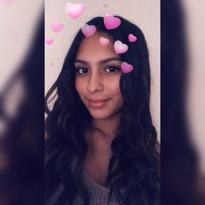 Meet your Posher, Maya