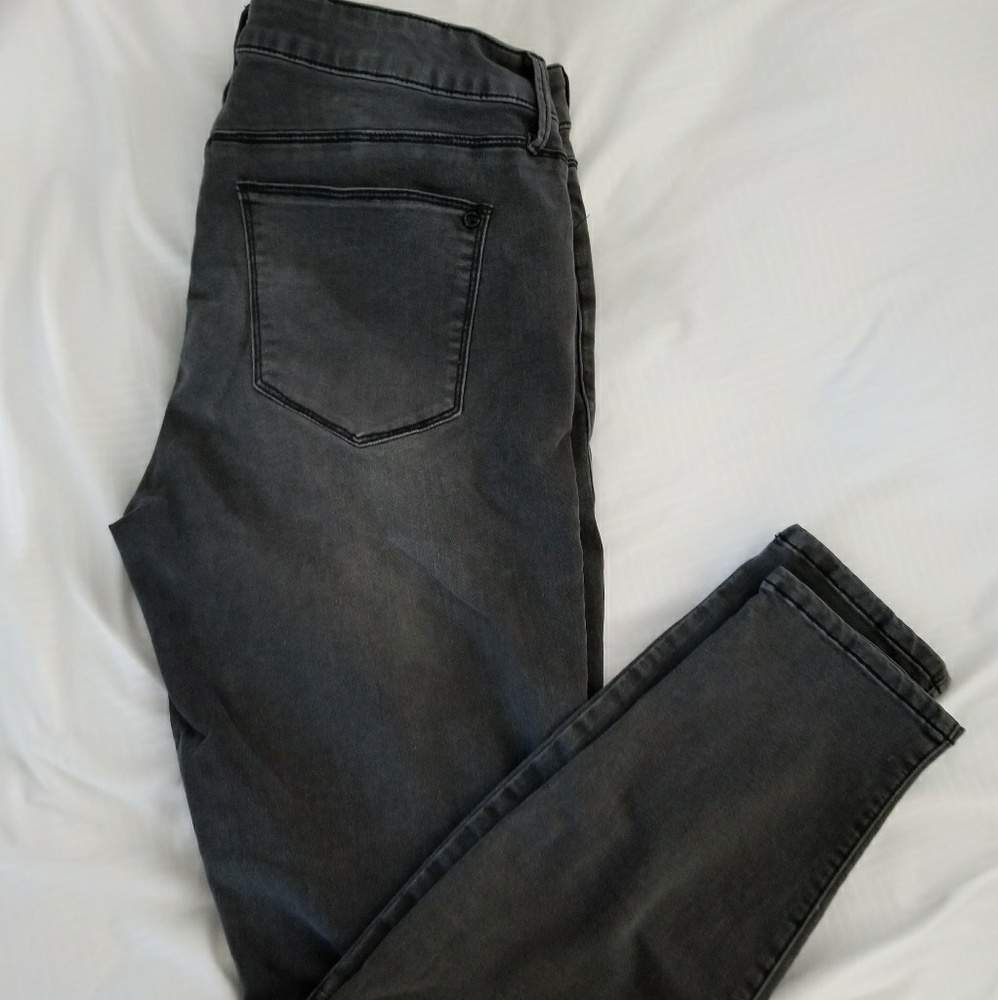 Guess Moto Jeans in Black Worn Wash