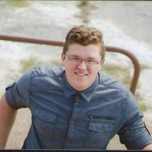 Meet your Posher, Aaron