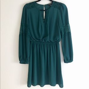 ✨ Express classy emerald green dress ✨