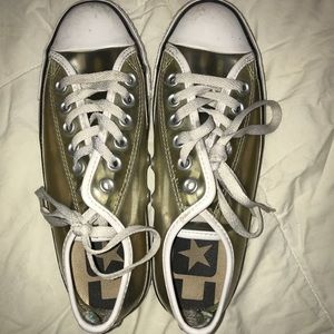 CLEAR CONVERSE