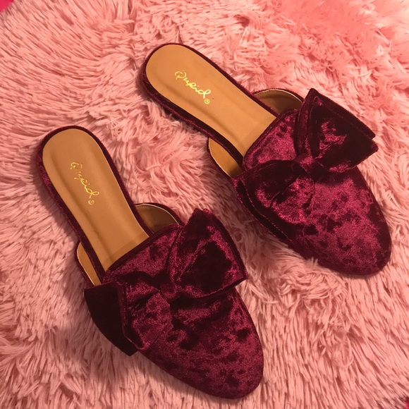 Velvet  Burgundy Mule - Picture 3 of 4
