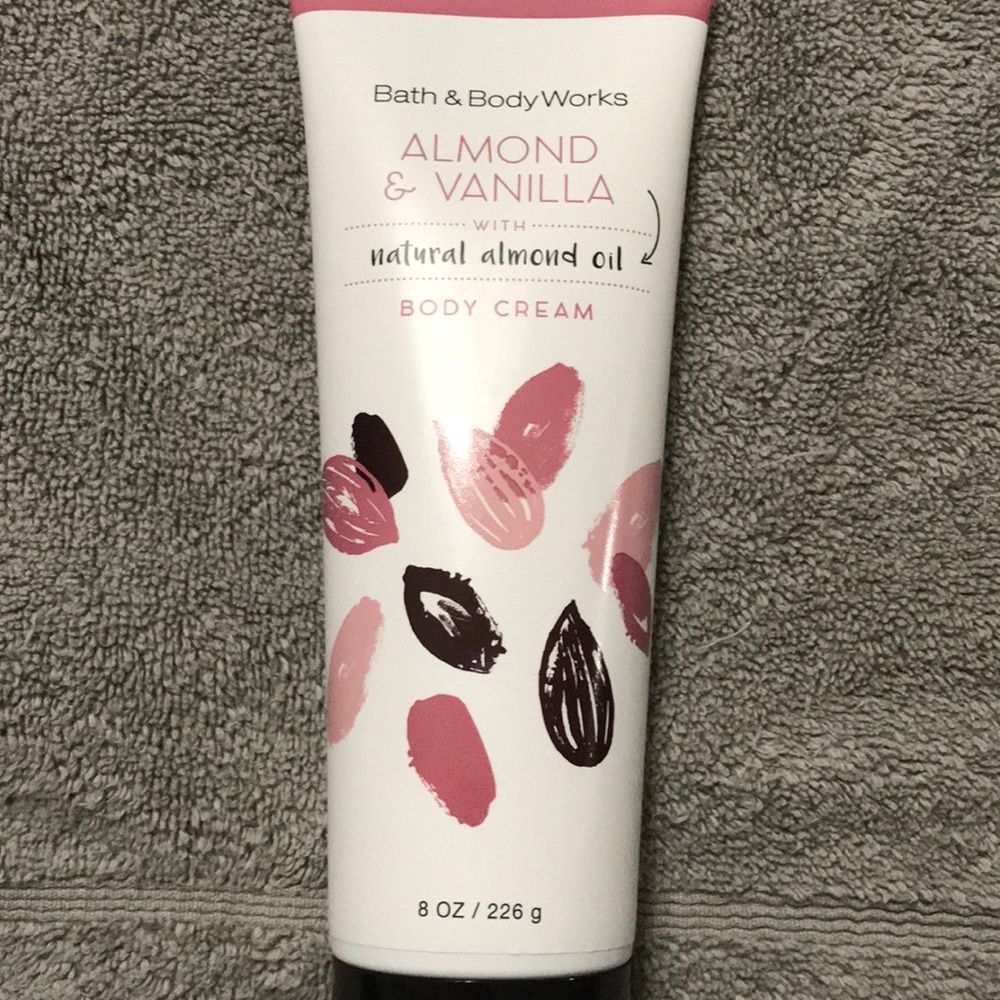 Bath and body works Almond & vanilla lotion