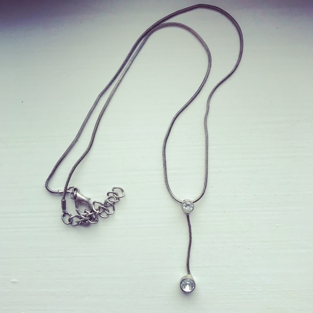 Silver & diamond simple and elegant drop necklace