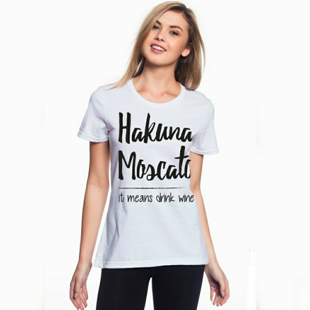 (10 Colors) Moscato Design Women's Fitted Tee