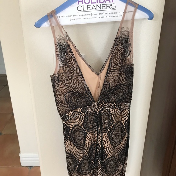 Black and Tan lace dress - Picture 3 of 3