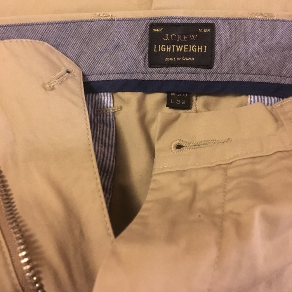 Jcrew Lightweight kakis 30-32
