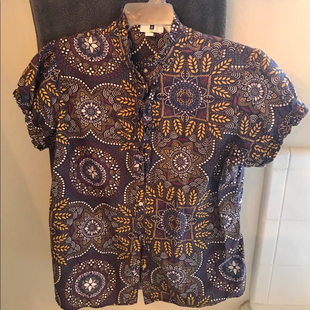 Gap button down blouse