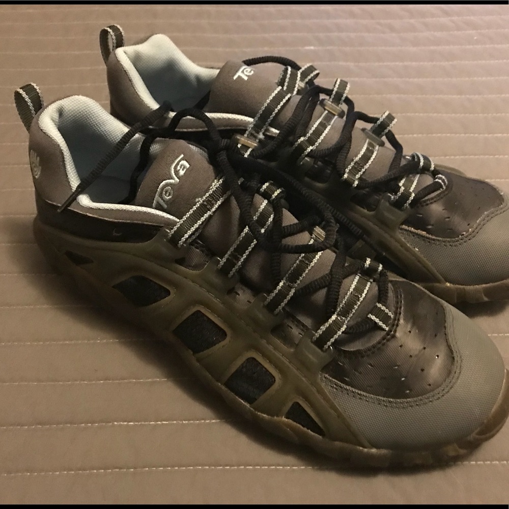 Teva trail/climbing/water shoes 10