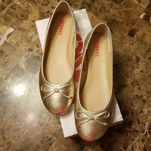 New in box! Ballet flats.