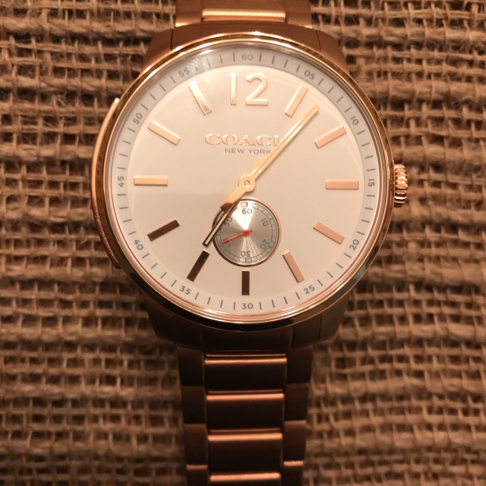 🚫SOLD🚫Coach Rose Gold Watch