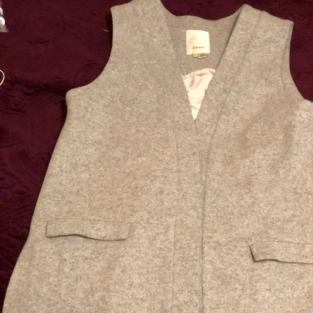 Anthropologie vest