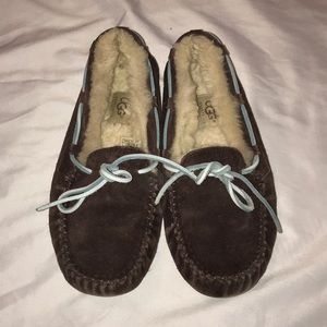 UGG Dakota Moccasin