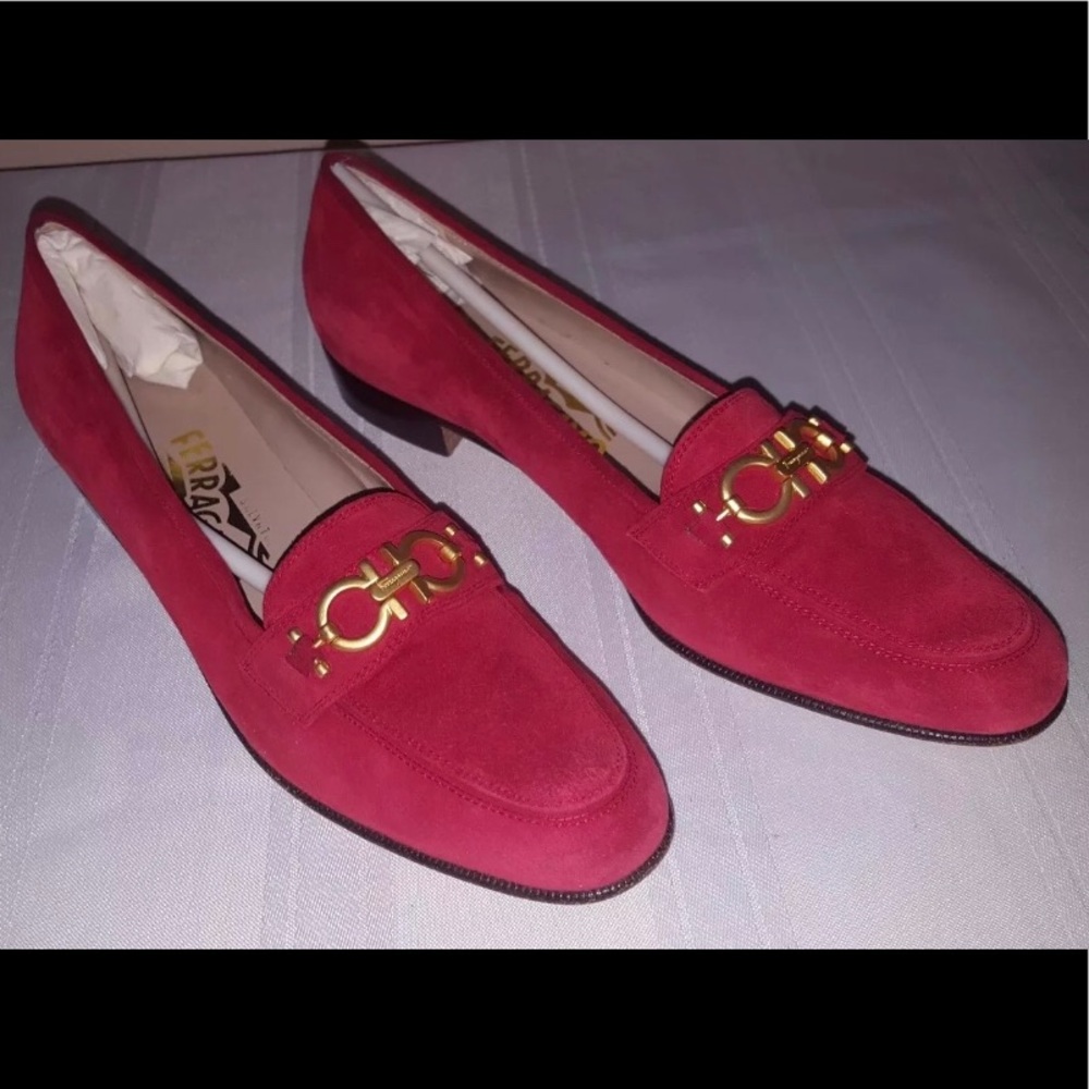 AMAZING Salvatore Ferragamo Suede Loafers