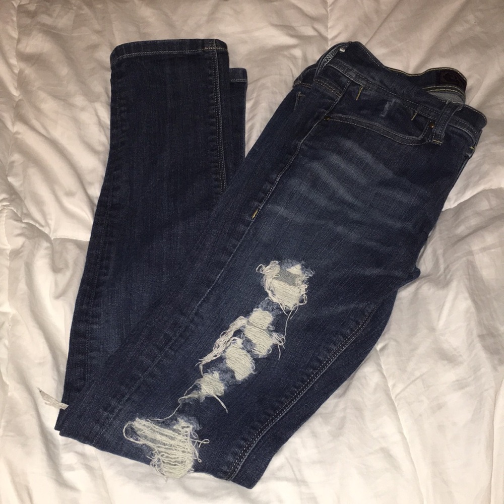 Ripped jeans