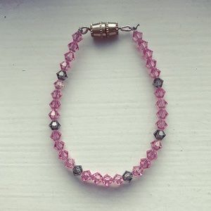 Pink & green Girls’ beaded bracelet