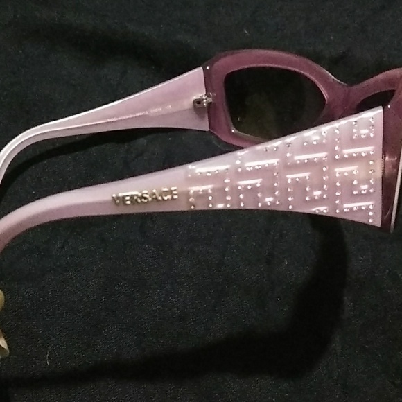 Authentic Lavender & Chocolate Versace sunglasses - Picture 4 of 8
