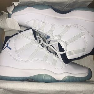 Brand new air Jordan retro 11’s white  legend blue