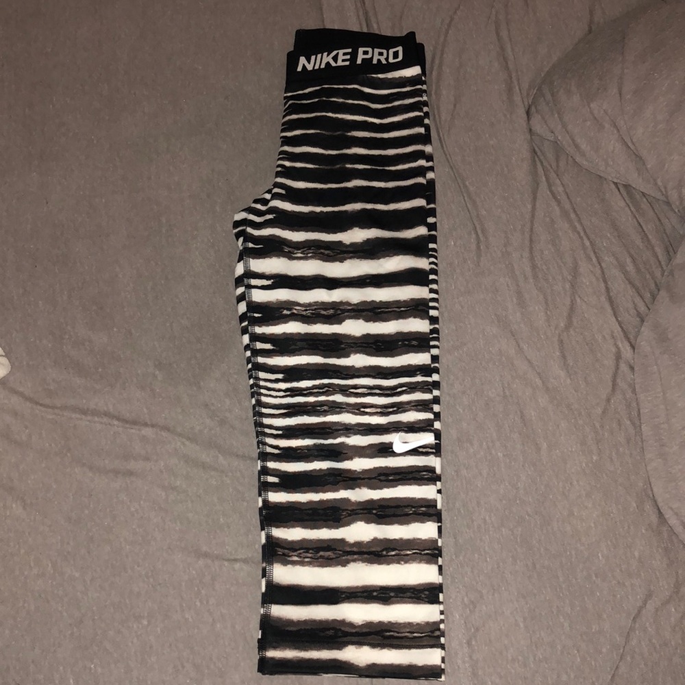 Nike pro dri-fit tights
