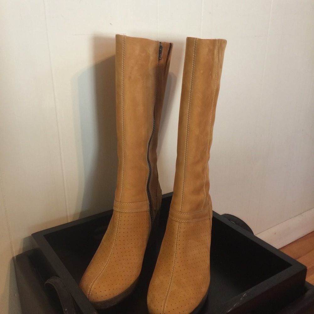 Timberland Wedge Heel Boots