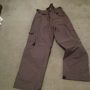 Snow boarding pant and insulator pants