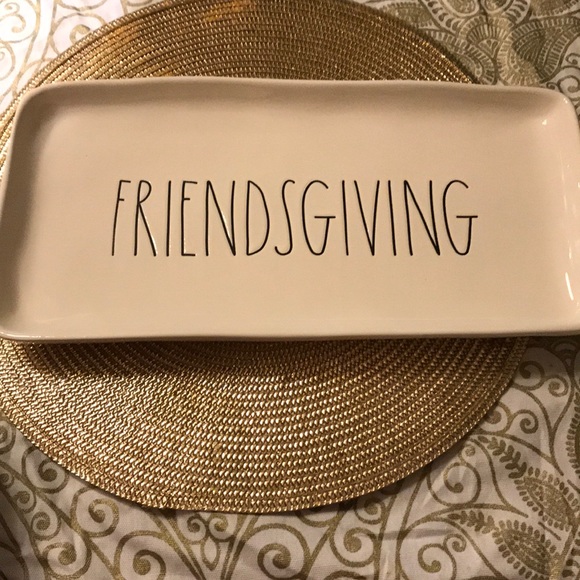 Rae Dunn platter - Picture 1 of 1