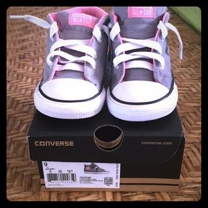 Converse all stars. Size 9 (toddler girl)