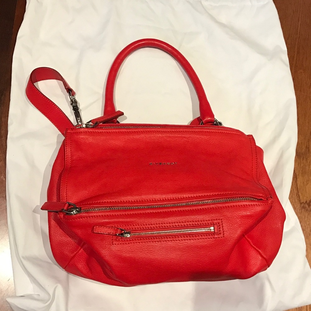 Givenchy Pandora medium leather shoulder bag