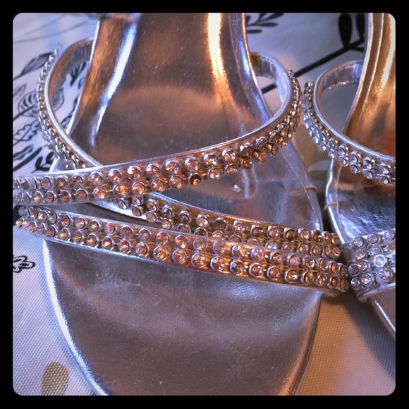 Dressy sandals - Picture 1 of 3