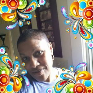 Meet your Posher, Yvette