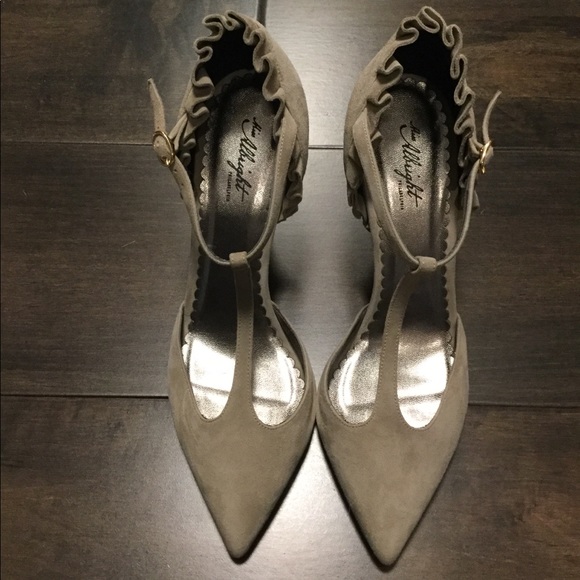 Miss Albright Frilled T-Straps Heels - Picture 2 of 4