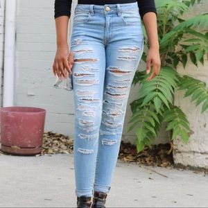 American Eagle Distressed Jeans