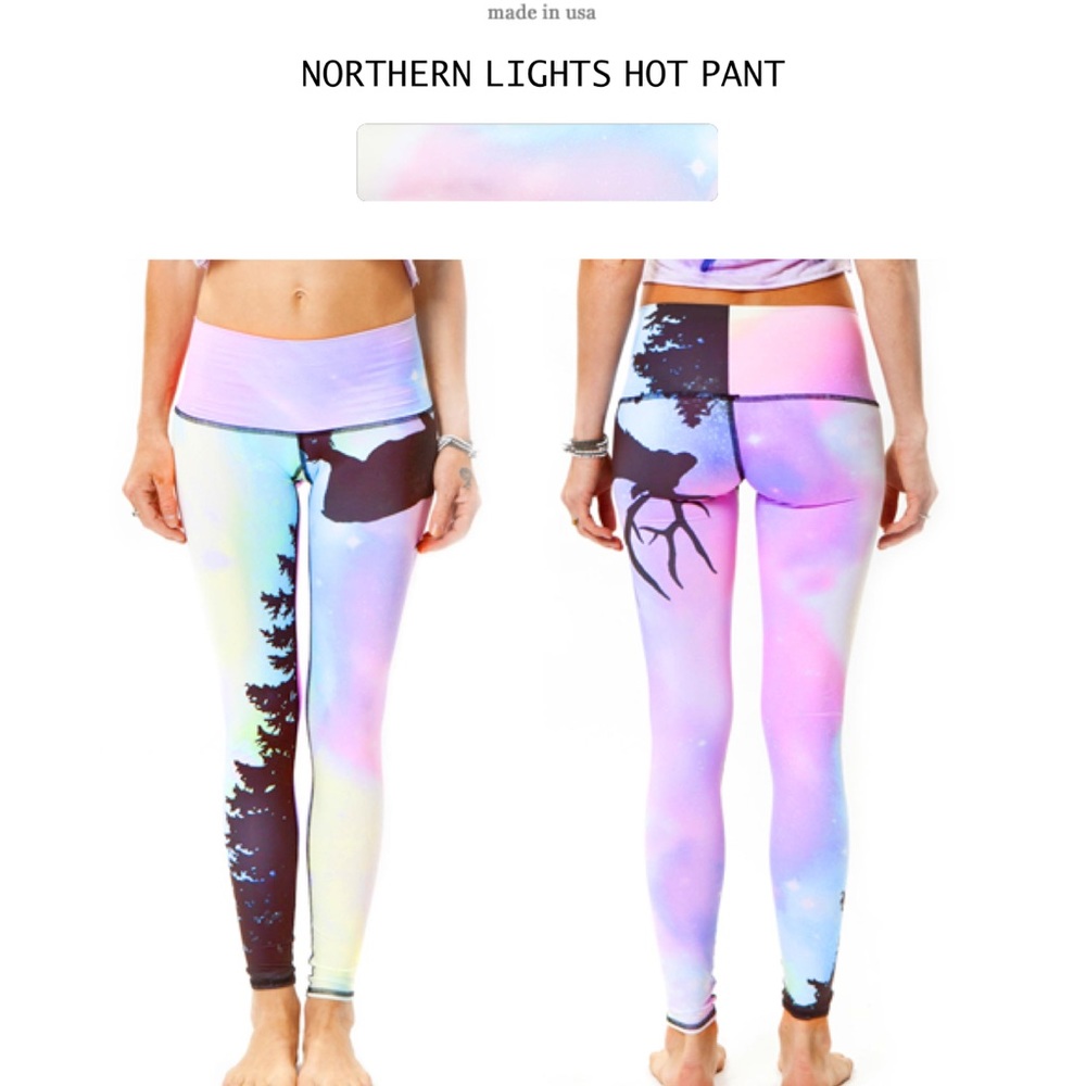 TEEKI Northern Lights Hot Pants M