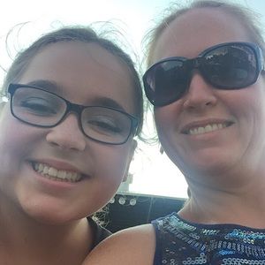 Meet your Posher, Carley