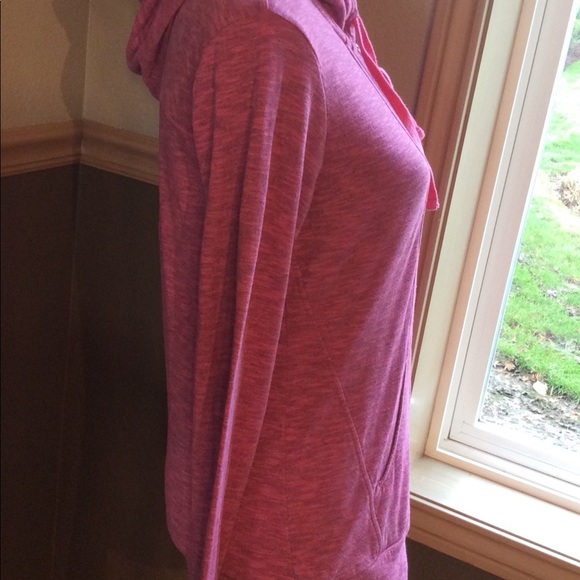 Women's Lucy 1/2 zip hoodie. - Picture 3 of 6