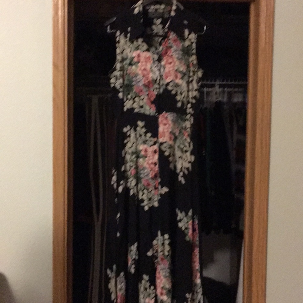 Women’s dress