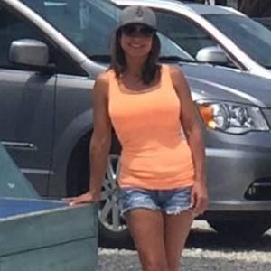 Meet your Posher, Traci