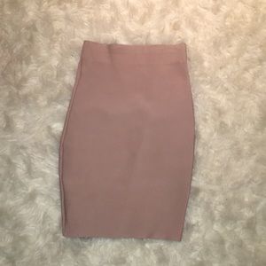 Nude skirt