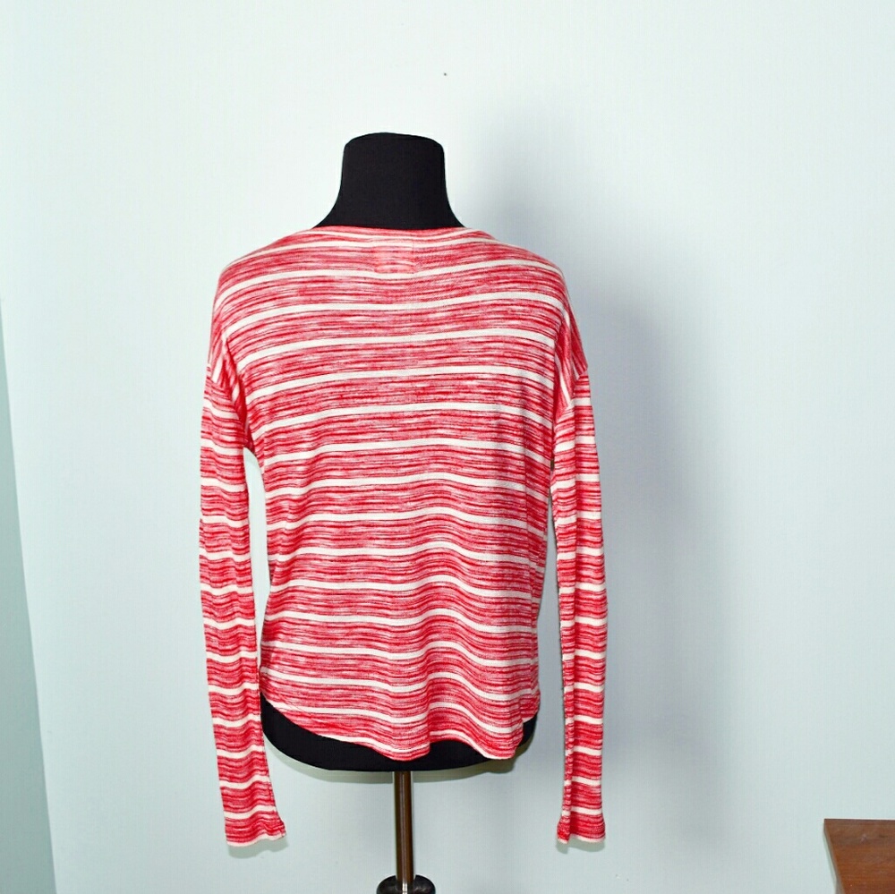 Adorable Red and White Striped Top - Picture 2 of 2
