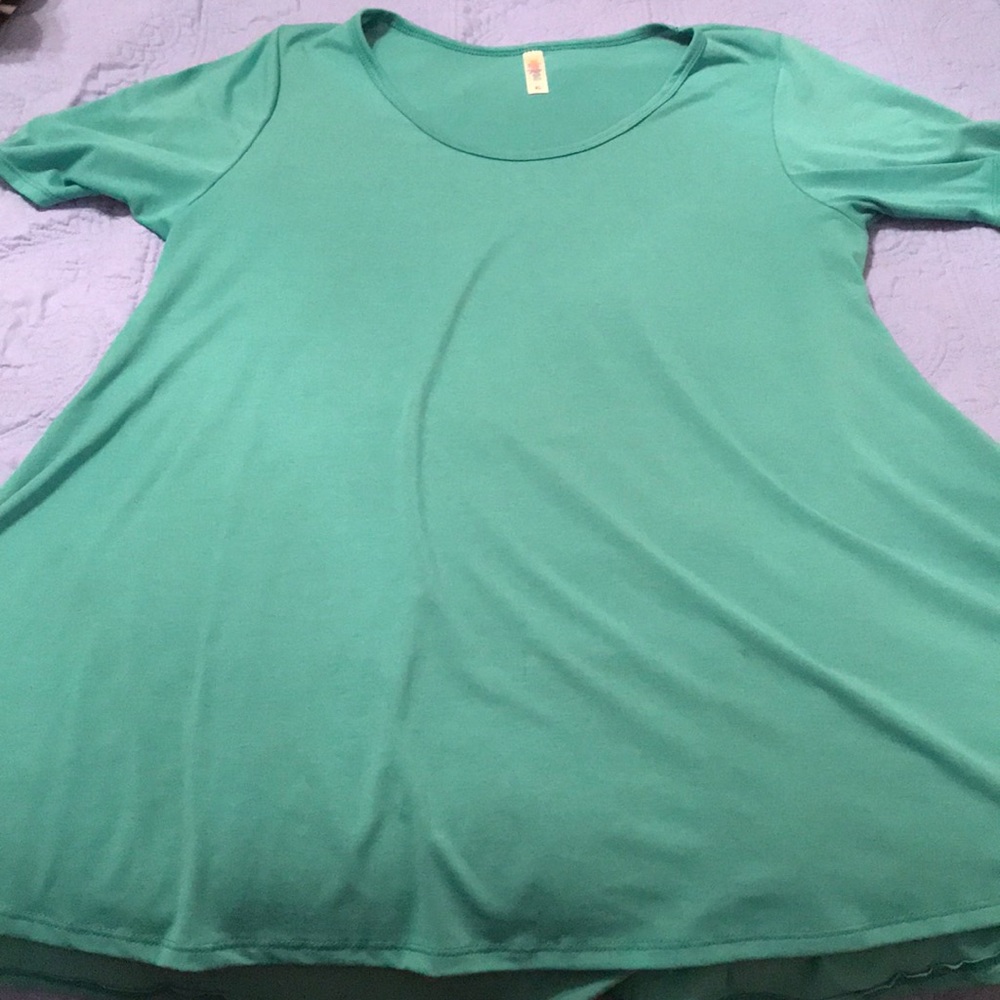 Solid LuLaRoe Teal Green Perfect Tee