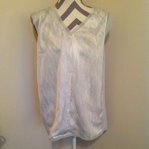 Sleeveless Vera Wang silky top