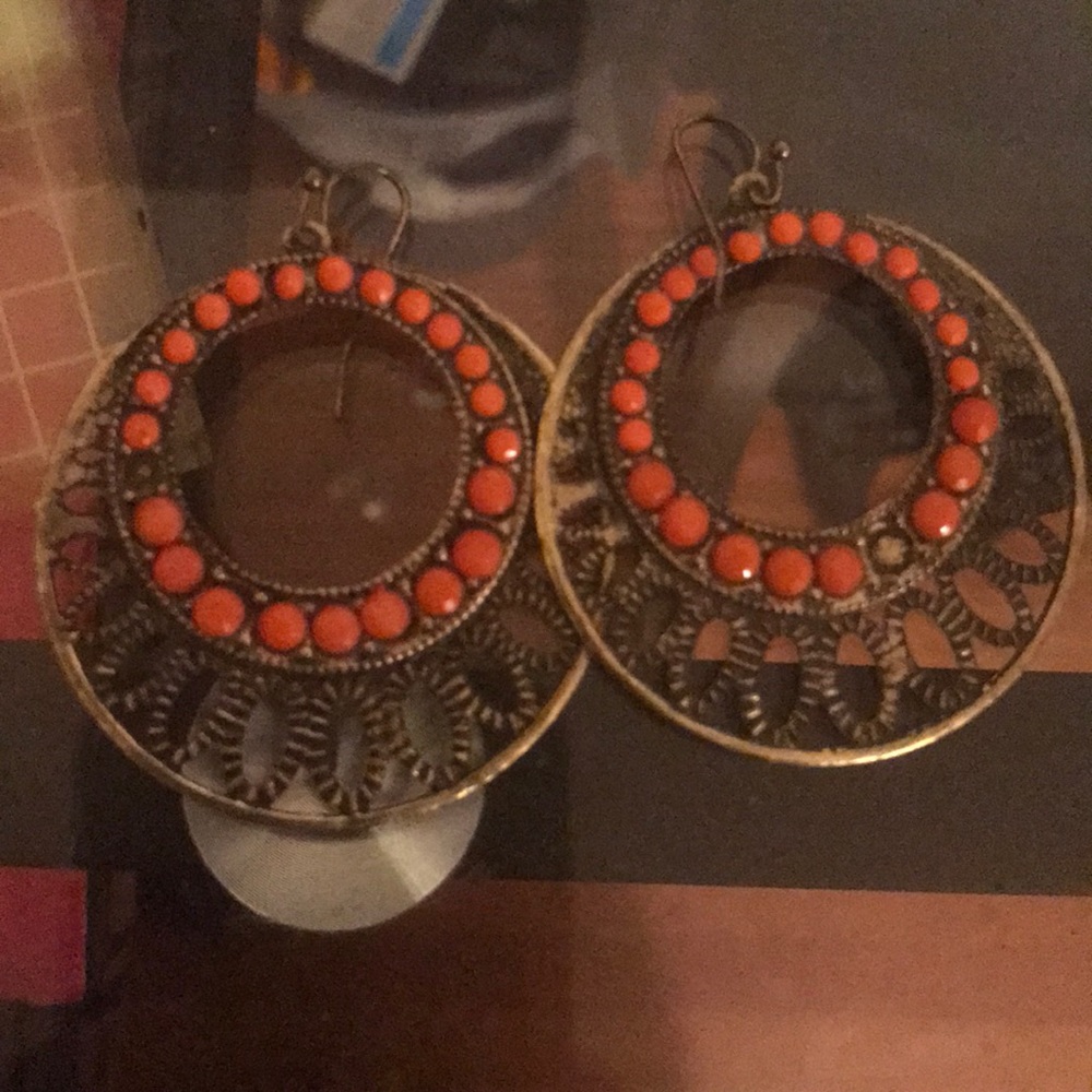 Earings