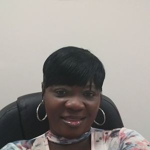 Meet your Posher, Johnita