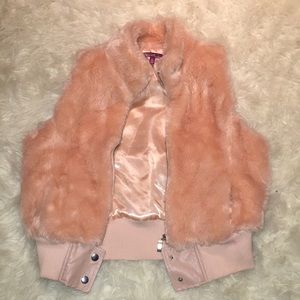 Mauve pink vest