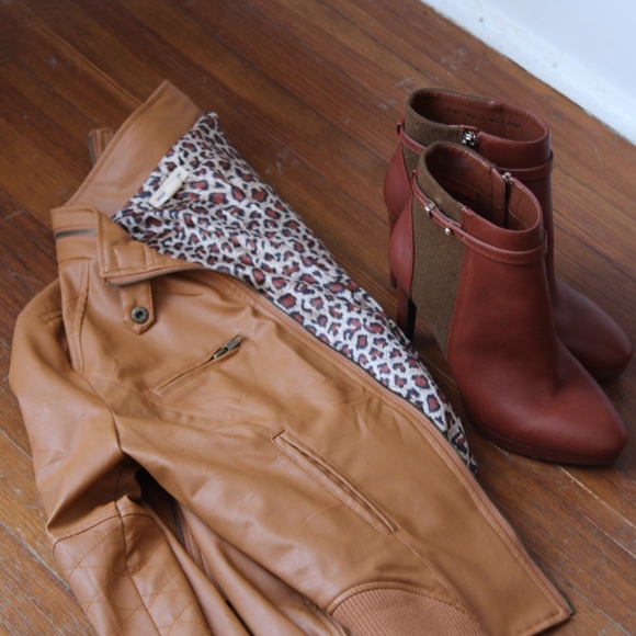 Carmel Faux Leather Jacket - Picture 6 of 6