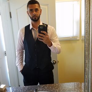 Meet your Posher, Enrique